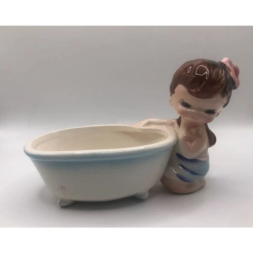Cute Vintage Bathtub Girl Ceramic Cottage Core